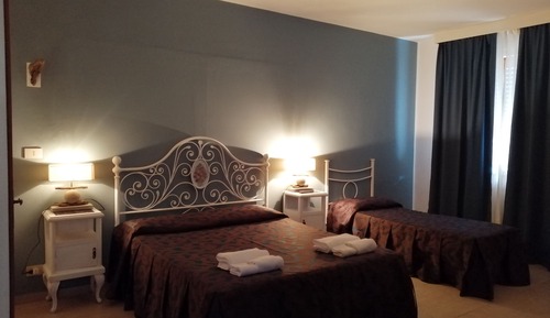 Chambre Quadruple, salle de bains privée