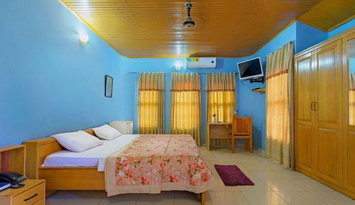 Super Executive Room