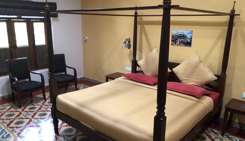 Chambre Deluxe, 1 très grand lit