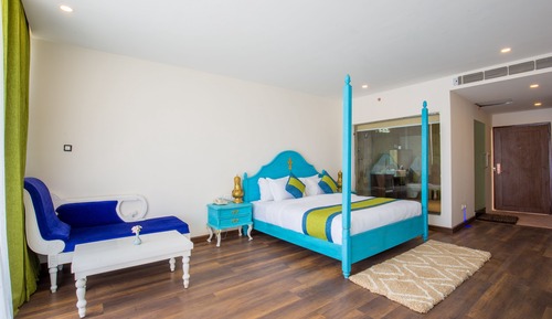 Chambre Premium, 1 très grand lit, vue montagne, côté montagne