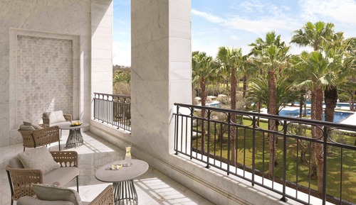 Chambre « Premier », 1 très grand lit, terrasse, vue jardin