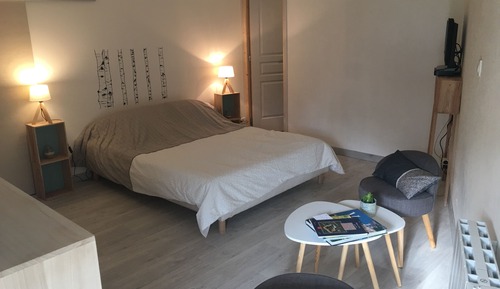 Chambre Double (Coquelicot)