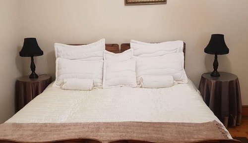Chambre, vue piscine
