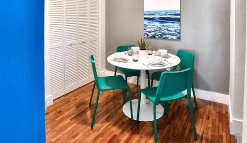 Appartement Standard, 1 grand lit et 1 canapé-lit, cuisine, vue ville