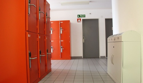 Chambre Triple, salle de bains commune