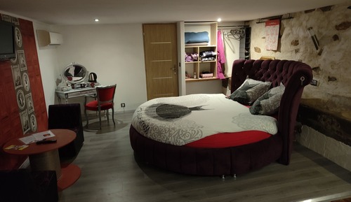 Chambre Double Romantique (La chambre des Délices)