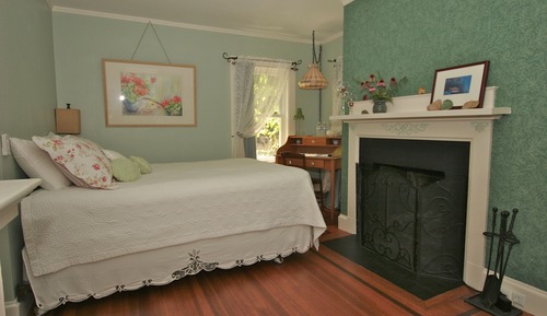Chambre Supérieure, 1 grand lit, vue jardin