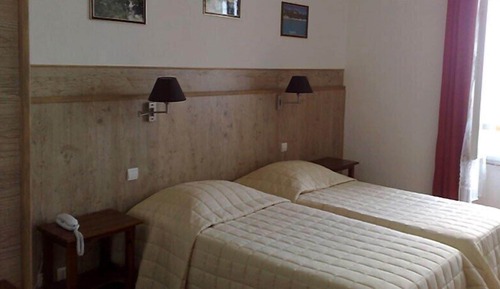 Chambre avec lits jumeaux