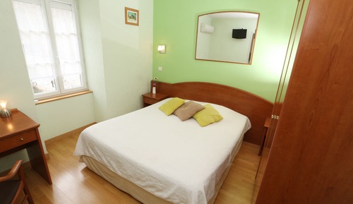 Chambre Double, vue cour intérieure