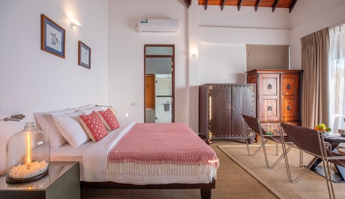 Chambre Deluxe, 1 très grand lit, non-fumeurs, vue mer