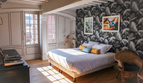 Chambre Double (June)