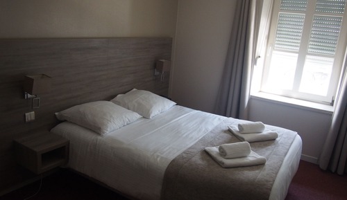 Chambre Confort Double ou avec lits jumeaux