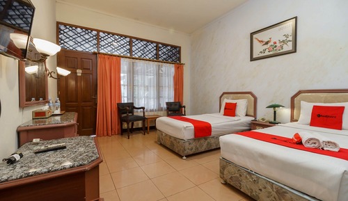 Chambre Premium avec lits jumeaux (RedDoorz)
