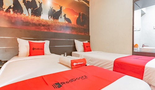 Chambre avec lits jumeaux (RedDoorz)