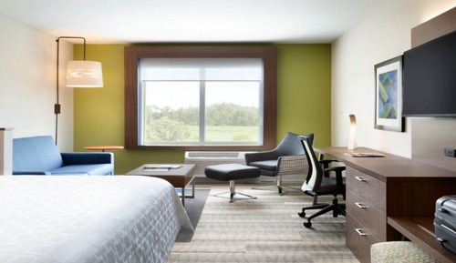 Suite, 2 grands lits, accessible aux personnes à mobilité réduite (Comm, Living Area)