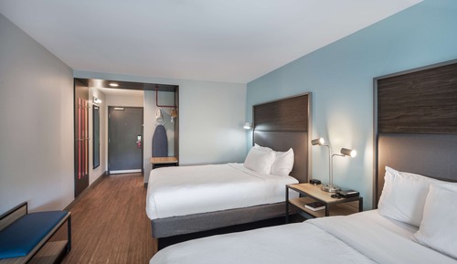 Chambre, 2 grands lits