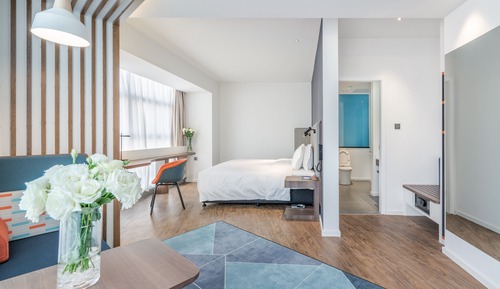 Chambre Standard, 1 très grand lit