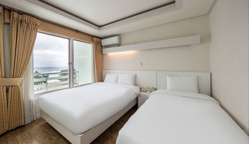 Chambre Supérieure avec lits jumeaux, vue océan