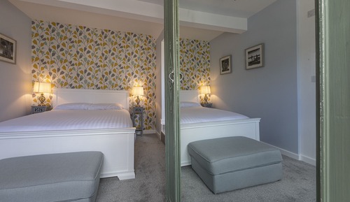 Chambre Double (Room 2)