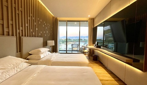 Chambre Deluxe avec lits jumeaux, 2 lits une place, vue montagne