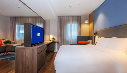 Suite, 1 très grand lit