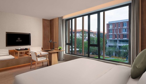 Chambre, 1 très grand lit