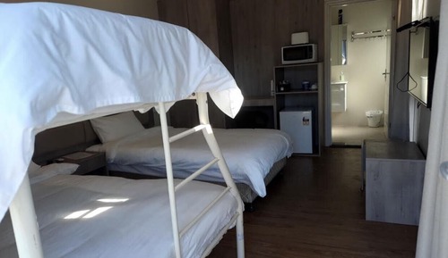 Suite Familiale, 1 chambre, non-fumeurs, vue cour intérieure
