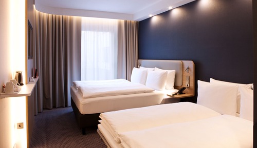 Chambre Standard, 1 grand lit et 1 canapé-lit