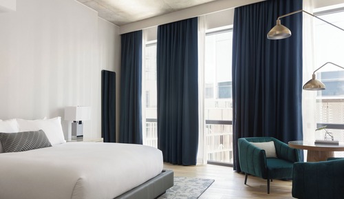 Suite, 1 très grand lit, accessible aux personnes à mobilité réduite (Historic Pythias)