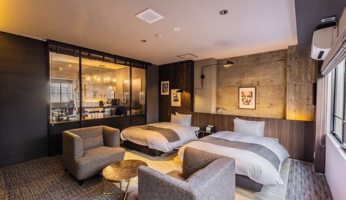 Chambre (COSMOS 401)