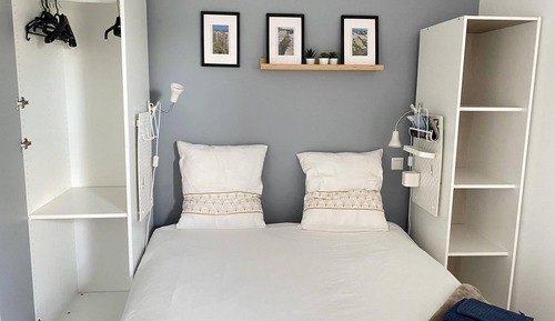 Appartement Affaires, 1 lit double, non-fumeurs, cuisine (Brehat)