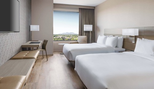Chambre, 2 grands lits, avec vue