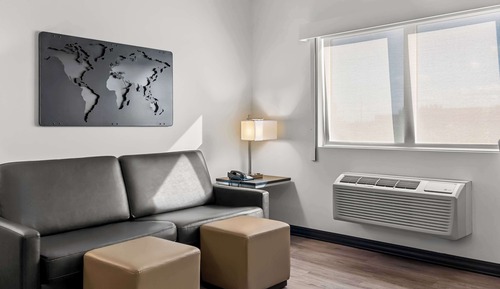 Chambre Standard, 1 très grand lit, non-fumeurs, coin cuisine (Dining Table;with Sofabed)