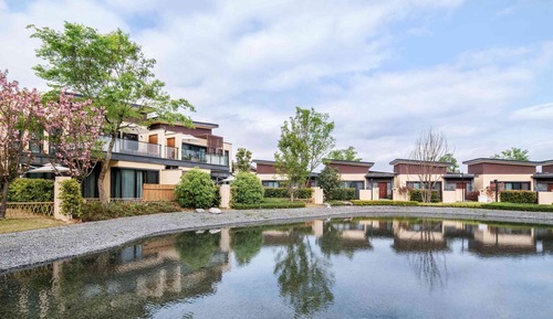Villa, 1 très grand lit, vue jardin (Piedoment)