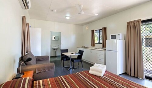 Studio Standard (Cabin)