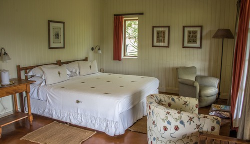 Chambre Double, 1 très grand lit, vue colline