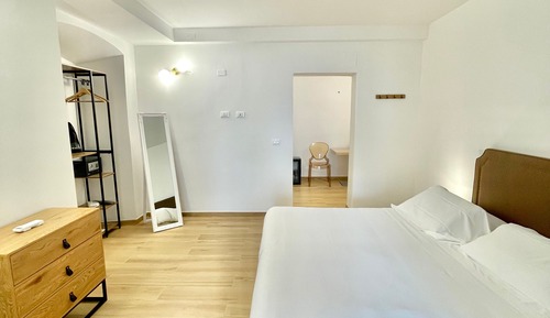 Chambre Junior, plusieurs lits, salle de bains privée