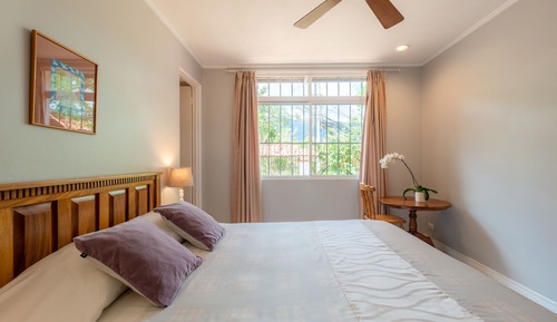 Chambre Standard Double ou avec lits jumeaux