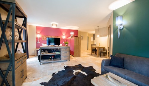 Studio (Apartment Boardinghouse)
