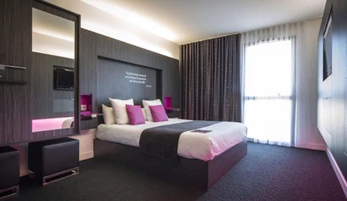Chambre Standard, 1 grand lit, vue ville