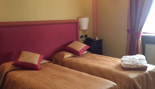 Chambre Classique Double ou avec lits jumeaux