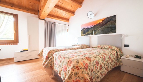 Chambre Classique avec lits jumeaux, salle de bains privée