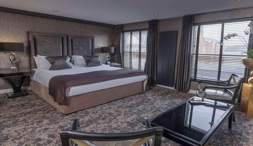Suite Supérieure, 1 très grand lit, non-fumeurs