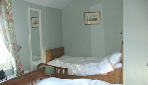 Chambre Standard avec lits jumeaux, vue lac