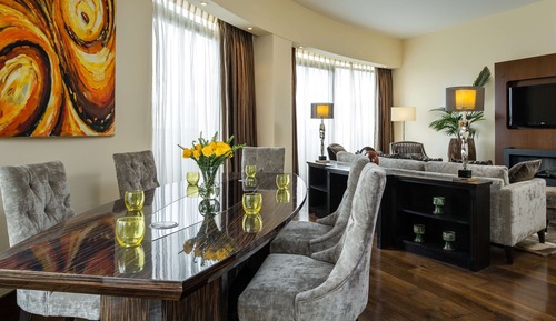 Suite Présidentielle (Lounge Access)