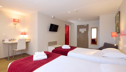 Chambre Confort avec lits jumeaux, accessible aux personnes à mobilité réduite