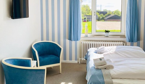 Chambre Standard Double ou avec lits jumeaux, salle de bains privée