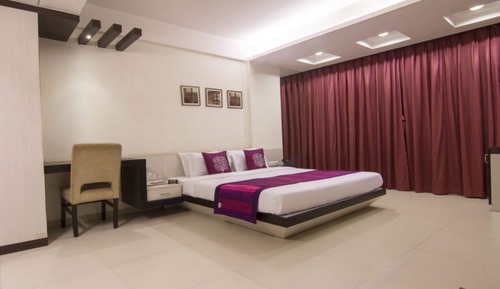 Chambre Exécutive, 1 très grand lit