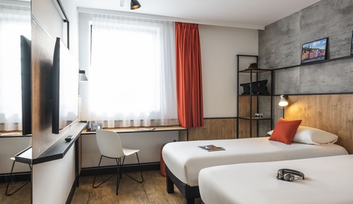 Chambre Standard, 2 lits une place