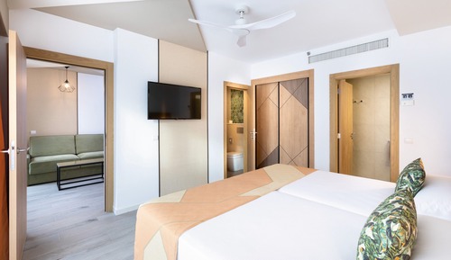 Chambre Familiale, balcon (Standard)